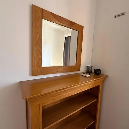 2 Bedroom Pafia 2 Apartment